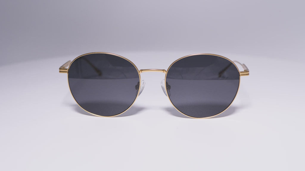 This is a high-quality, Titanium frame sunglass, with the a brilliant polarized TAC lenses offering an amazing 400uv protection. So whether you're using these for aviation or just shielding yourself after one too many, these are fantastic shades. Gold/Black